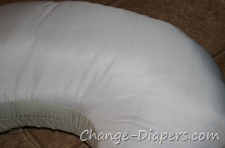 comfort and harmony mombo nursing pillow via @chgdiapers 6