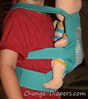 MamaDsCloset doll carrier - #babywearing for kids via @chgdiapers 9 on 4 yr old