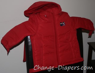 @Cozywoggle coat for winter #carseatsafety via @chgdiapers 11 in poncho mode