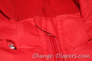 @Cozywoggle coat for winter #carseatsafety via @chgdiapers 5 zipper cover