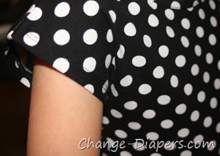 @TaylorJoelleDes Black and Bright via @chgdiapers 7 sleeve