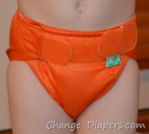@TotsBots v4 #clothdiapers review via @chgdiapers 1 on 29 lb 3.5 yr old