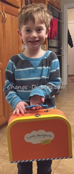 Little Passports Early Explorers Subscription via @chgdiapers 10